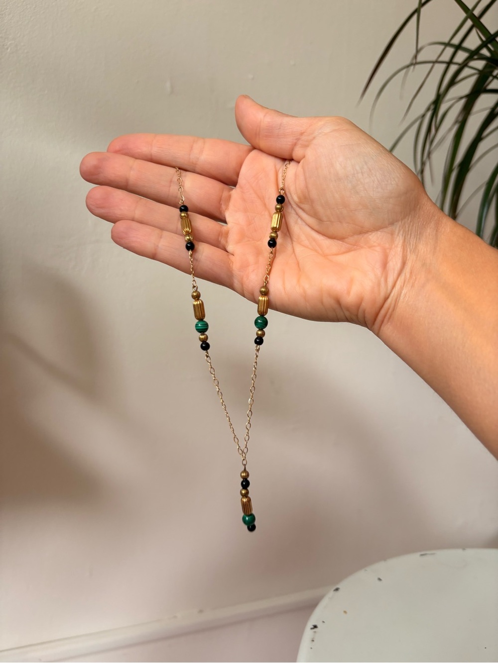 Vintage Simple Gold and Green Beaded Women's Necklace